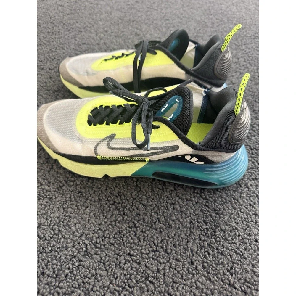 Nike Air Max 2090  Black Volt Blue Force BV9977 -101 mens size 10
